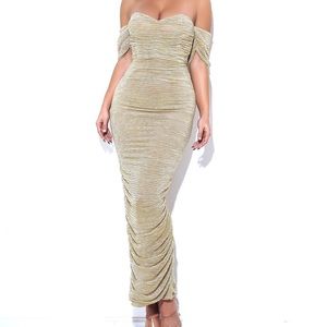 Miss Circle Gold Off the Shoulder Dress